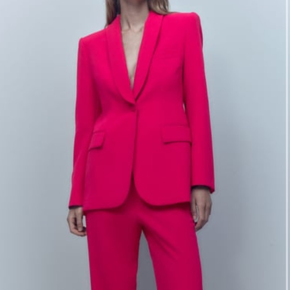 ZARA Neon fuchsia blazer w/ tuxedo collar.
